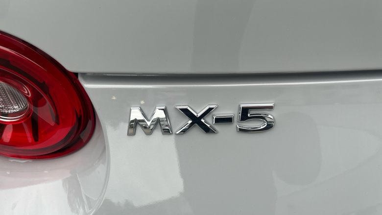 Mazda MX-5 RF 2.0 [184] Exclusive-Line 2dr Petrol Convertible